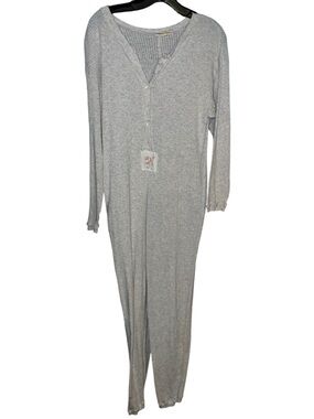 1990’s Victoria’s Secret Light Gray Cotton Henley Jumpsuit Onesie Pajamas S